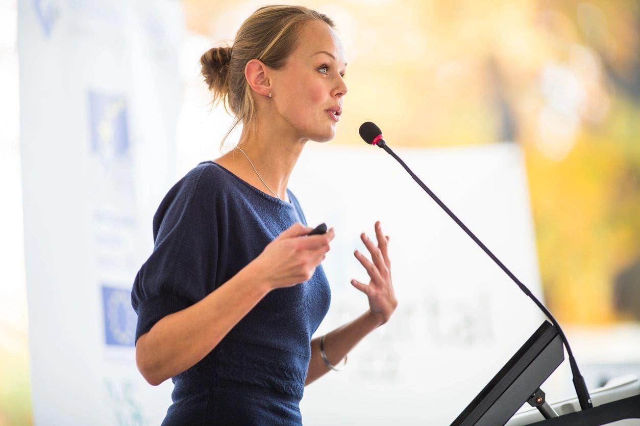 Choosing the Right Speakers for Your Event: The Art of Attracting More Attendees